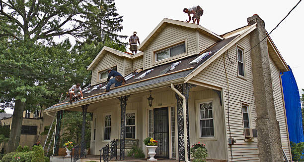 Best Commercial Roofing Services  in Lindstrom, MN